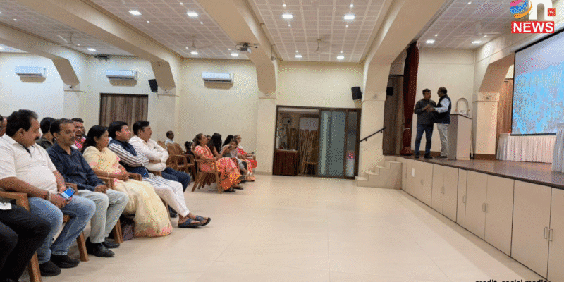 मुंबई भाजपा द्वारा देव दीपावली पर काशी विश्वनाथ घाट से सीधा प्रसारण कार्यक्रम भव्यता से संपन्न 1 मुंबई भाजपा द्वारा देव दीपावली पर काशी विश्वनाथ घाट से सीधा प्रसारण कार्यक्रम भव्यता से संपन्न