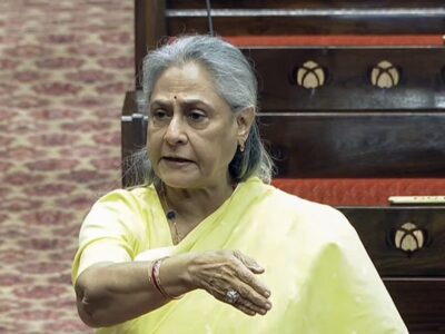 जया बच्चन का पैपराजी पर विवादित बयान: सोशल मीडिया पर भड़का गुस्सा, उठी बायकॉट की मांग 2 जया बच्चन