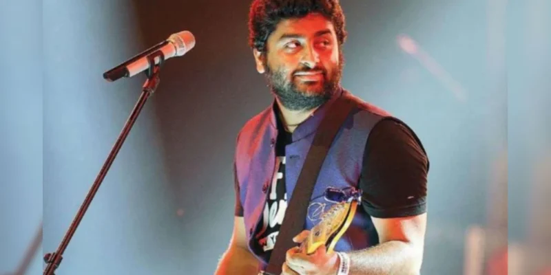 अरिजीत सिंह ने अचानक प्लेबैक गायन छोड़ने का ऐलान किया, सेलेब्स भी हैरान 1 अरिजीत सिंह