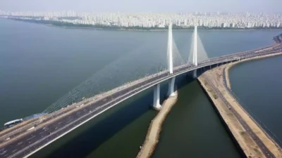 वर्सोवा-बांद्रा सी लिंक