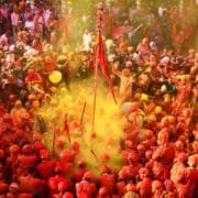 Mathura Holi 2026: आज बरसाना में लड्डूमार होली से शुरू हुआ रंगोत्सव, जानिए पूरी ब्रज होली की तारीखें और परंपराएं 20 Mathura Holi 2026