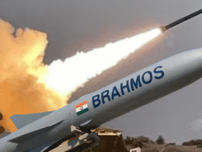 Baby BrahMos: भारत की नई युद्ध नीति, 'बेबी ब्रह्मोस' और किफायती हथियारों के दम पर लंबी जंग की तैयारी 2 Baby BrahMos