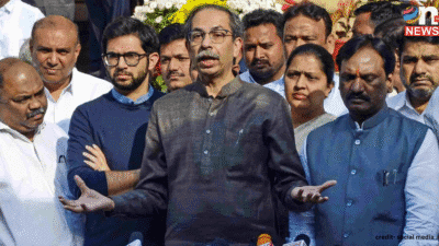 उद्धव ठाकरे की 'अग्निपरीक्षा': विधान परिषद की 9 सीटों का रण और महाविकास अघाड़ी की एकजुटता का इम्तिहान 31 उद्धव ठाकरे