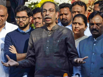 उद्धव ठाकरे की 'अग्निपरीक्षा': विधान परिषद की 9 सीटों का रण और महाविकास अघाड़ी की एकजुटता का इम्तिहान 2 उद्धव ठाकरे