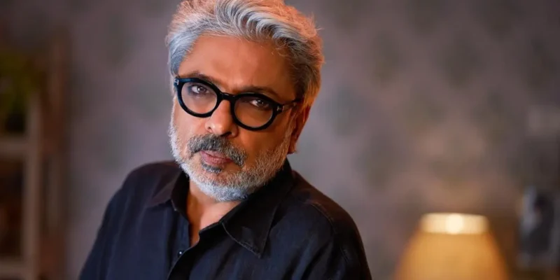 Sanjay Leela Bhansali को आया हार्ट अटैक? अस्पताल जाने की खबरों पर परिवार और टीम ने बताया सच 1 Sanjay Leela Bhansali
