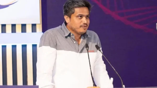 अजित पवार