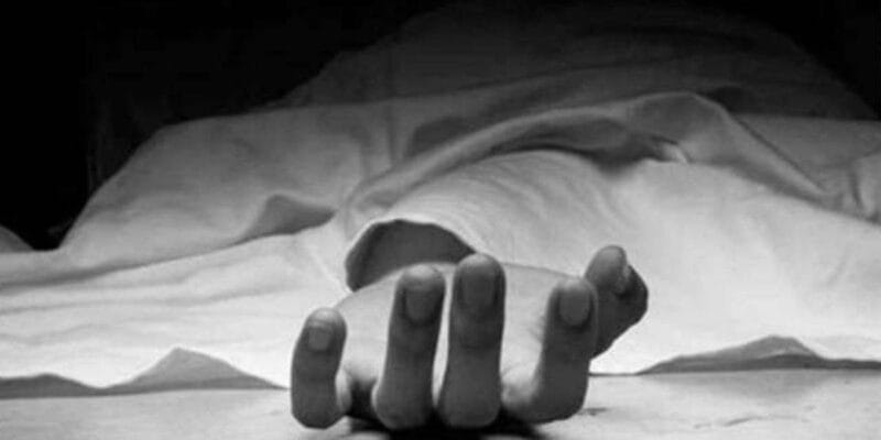 महाराष्ट्र के धुले में दर्दनाक घटना: जहरीला पदार्थ खाने से मां और 3 साल के बेटे की मौत, बड़े बेटे की हालत गंभीर 1 धुले