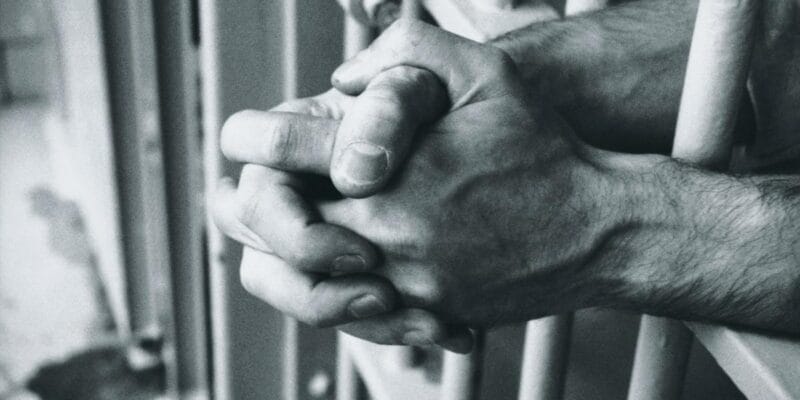 मुंबई की विशेष अदालत ने 9 साल पुराने यौन उत्पीड़न मामले में आरोपी को दोषी ठहराया, सुनाई 3 साल की सजा 1 मुंबई