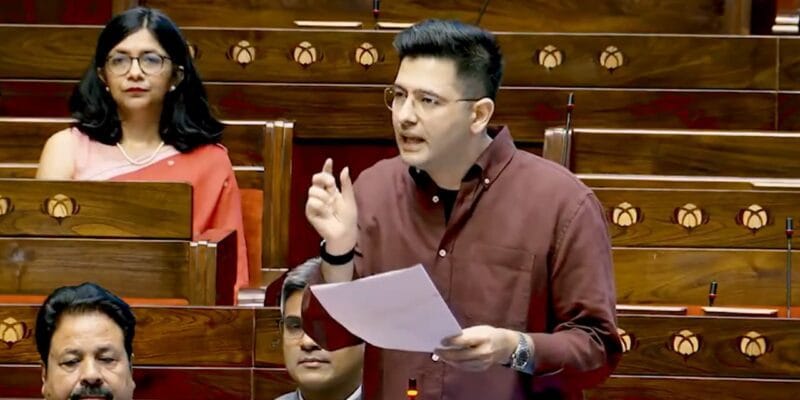 मोबाइल डेटा रोलओवर का मुद्दा संसद में गूंजा, Raghav Chadha ने उठाई बड़ी मांग 1 Raghav Chadha