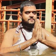 Maharashtra: “मैं भगवान हूं” कहकर रचा जाल, महिला ने खोली फर्जी गुरु की करतूत 20 Maharashtra