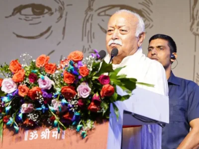 विनाश के कगार पर खड़ी दुनिया को केवल भारत ही दिखा सकता है शांति की राह, नागपुर में सरसंघचालक Dr. Mohan Bhagwat का बड़ा उद्घोष 4 Dr. Mohan Bhagwat