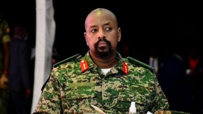 युगांडा आर्मी चीफ