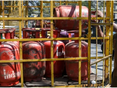 अब LPG सिलेंडर की 30 मिनट में होगी डिलीवरी, बिना गैस कनेक्शन के भी मिलेगा सिलेंडर 2 LPG