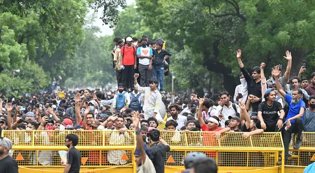 NEET प्रदर्शनकारी