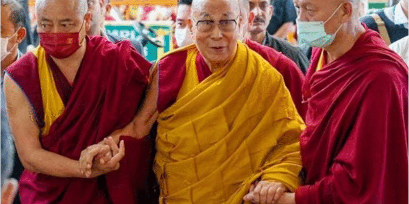 दलाई लामा विवाद से नेपाल की राजनीति गरमाई, चीन के साथ रिश्तों पर उठे बड़े सवाल 1 दलाई लामा