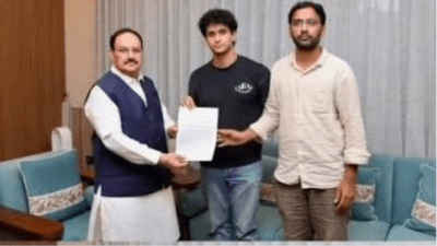 छात्र आंदोलन पर सरकार के साथ अहम बैठक, दो प्रमुख मांगों पर सकारात्मक संकेत; मुआवजे और FIR पर बनी सहमति! 25 छात्र आंदोलन