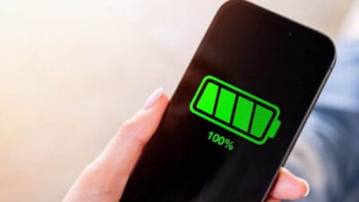 सिर्फ 4 मिनट में फुल चार्ज होगा स्मार्टफोन! Lithium-Ion बैटरी को मिल सकता है नया विकल्प 30 स्मार्टफोन