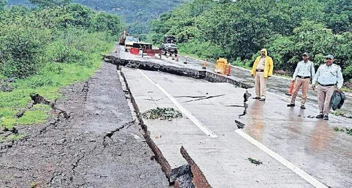 पुणे में भारी बारिश से बड़ा संकट, मालशेज घाट का रास्ता अगले आदेश तक बंद 1 मालशेज घाट