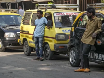 मुंबईकर ध्यान दें! 1 सितंबर से महंगा होगा ऑटो किराया, टैक्सी का भाड़ा भी बढ़ेगा। 2 ऑटो