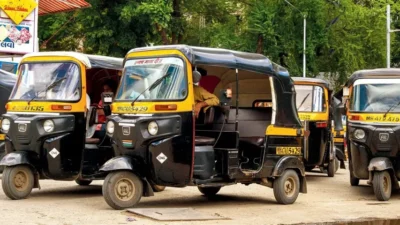 महाराष्ट्र में 7,750 ऑटो चालक मराठी परीक्षा में फेल, 1.40 लाख पास; अब दोबारा देनी होगी परीक्षा 30 महाराष्ट्र