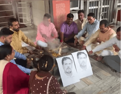 देहरादून में Rahul Gandhi के खिलाफ BJP का ‘बुद्धि शुद्धि’ हवन, जातिगत सोच को लेकर जताया विरोध 1 Rahul Gandhi