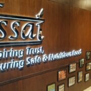 खाने में फफूंद और खराब तेल मिलने पर FSSAI की बड़ी कार्रवाई, Seven Seas Hospitality का लाइसेंस सस्पेंड 20 Seven Seas Hospitality